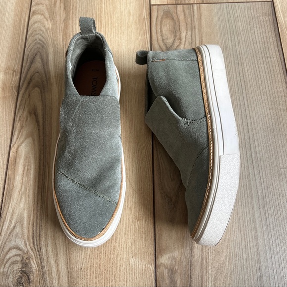 TOMS Paxton Shoe - Picture 3 of 12